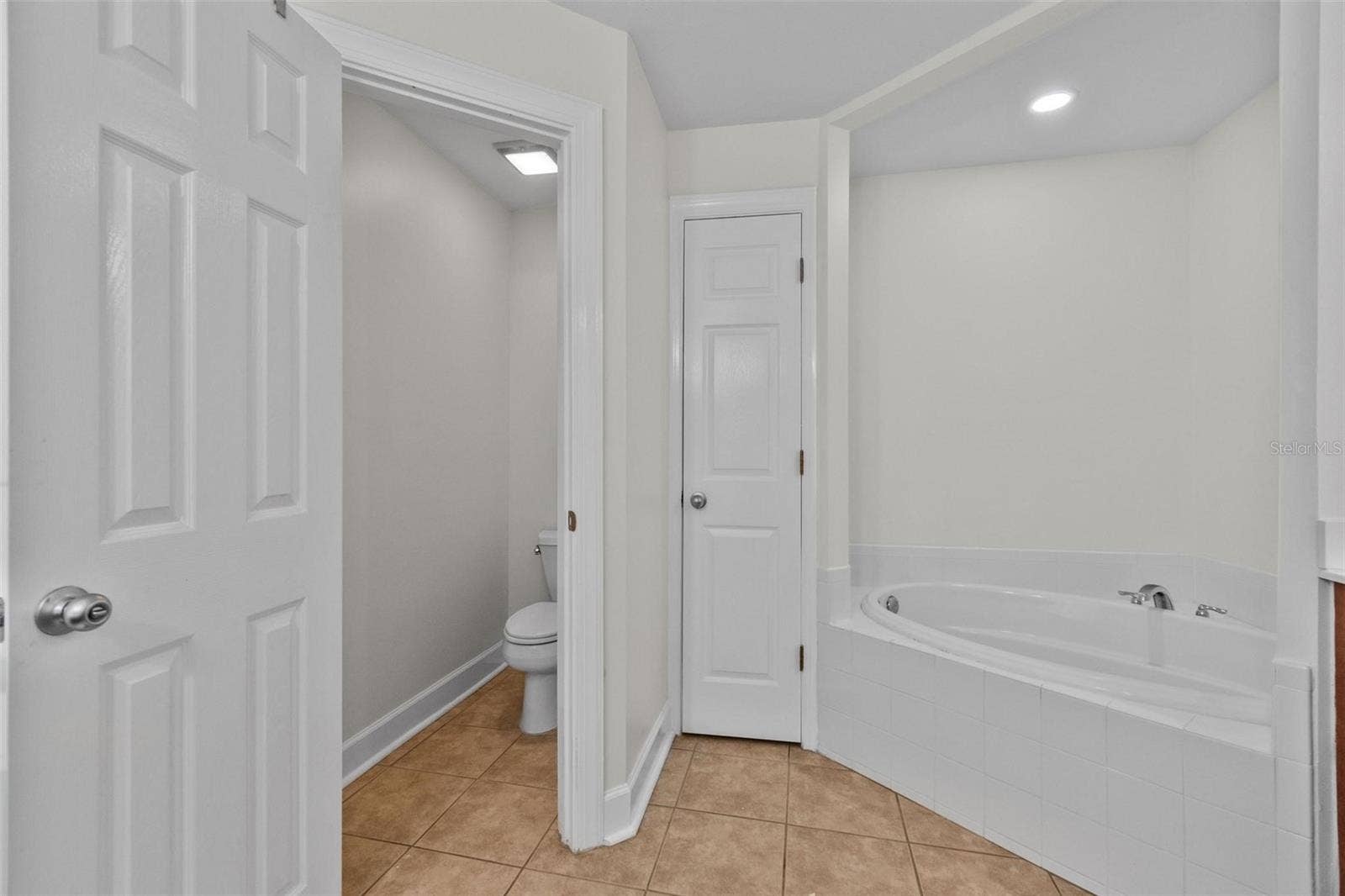 300 BELLA HARBOR COURT, #101, Palm Coast, FL 32137 Primary Bathroom