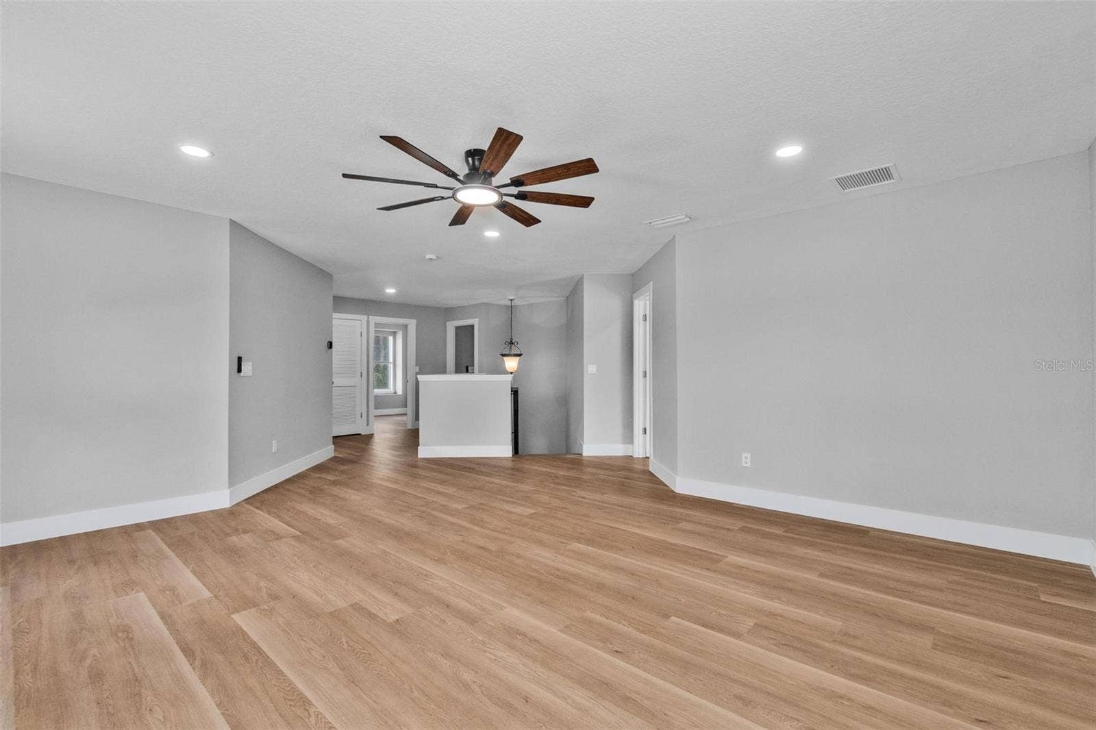 61 REIDSVILLE DRIVE, Palm Coast, FL 32164 61 REIDSVILLE DRIVE, Palm Coast, FL 32164