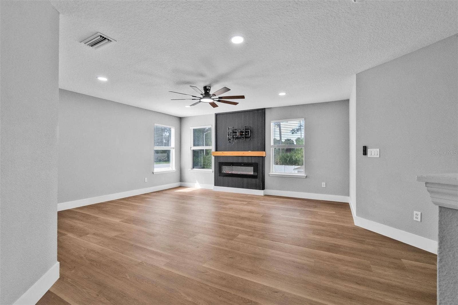 61 REIDSVILLE DRIVE, Palm Coast, FL 32164 61 REIDSVILLE DRIVE, Palm Coast, FL 32164