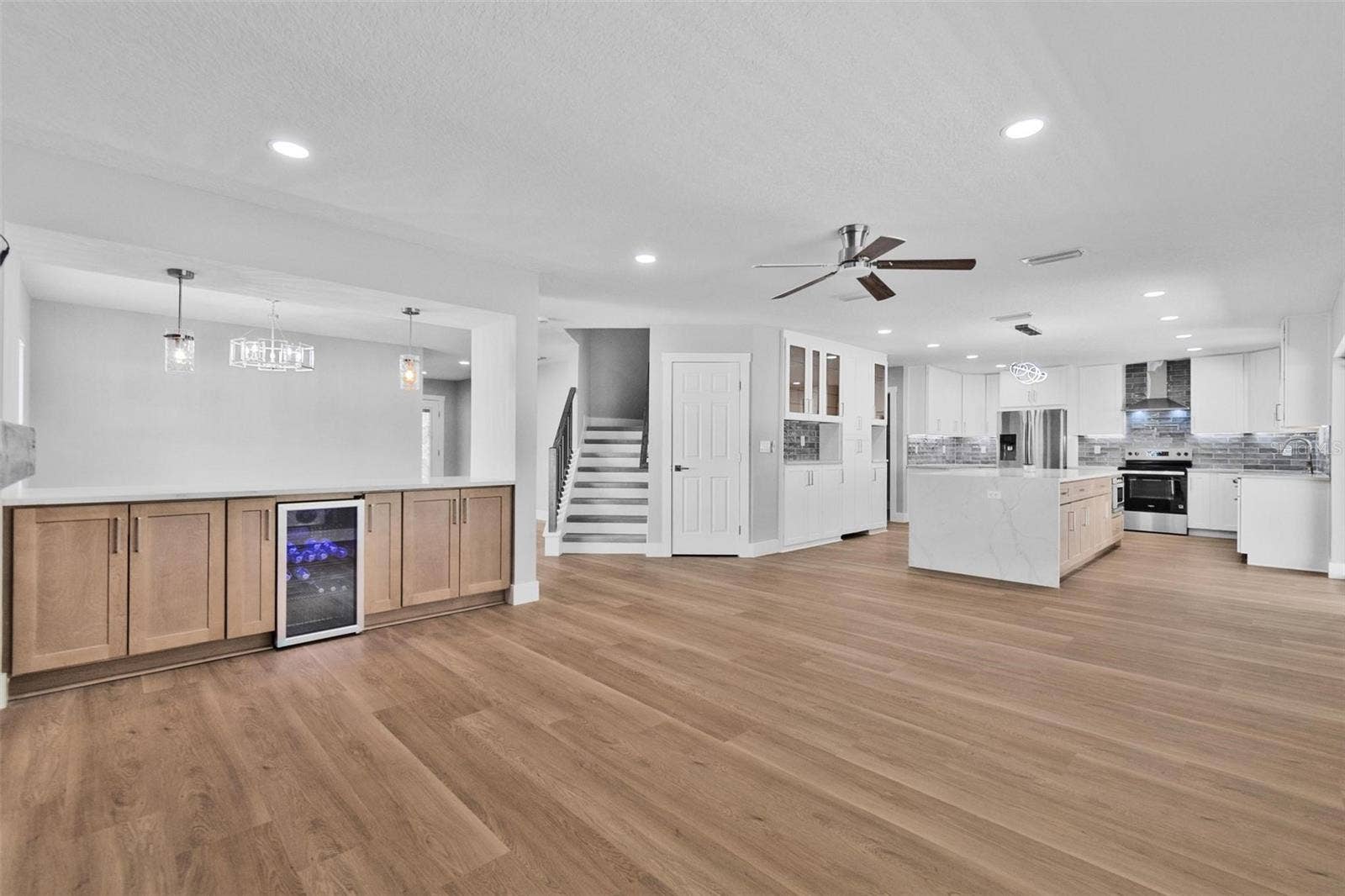 61 REIDSVILLE DRIVE, Palm Coast, FL 32164 61 REIDSVILLE DRIVE, Palm Coast, FL 32164