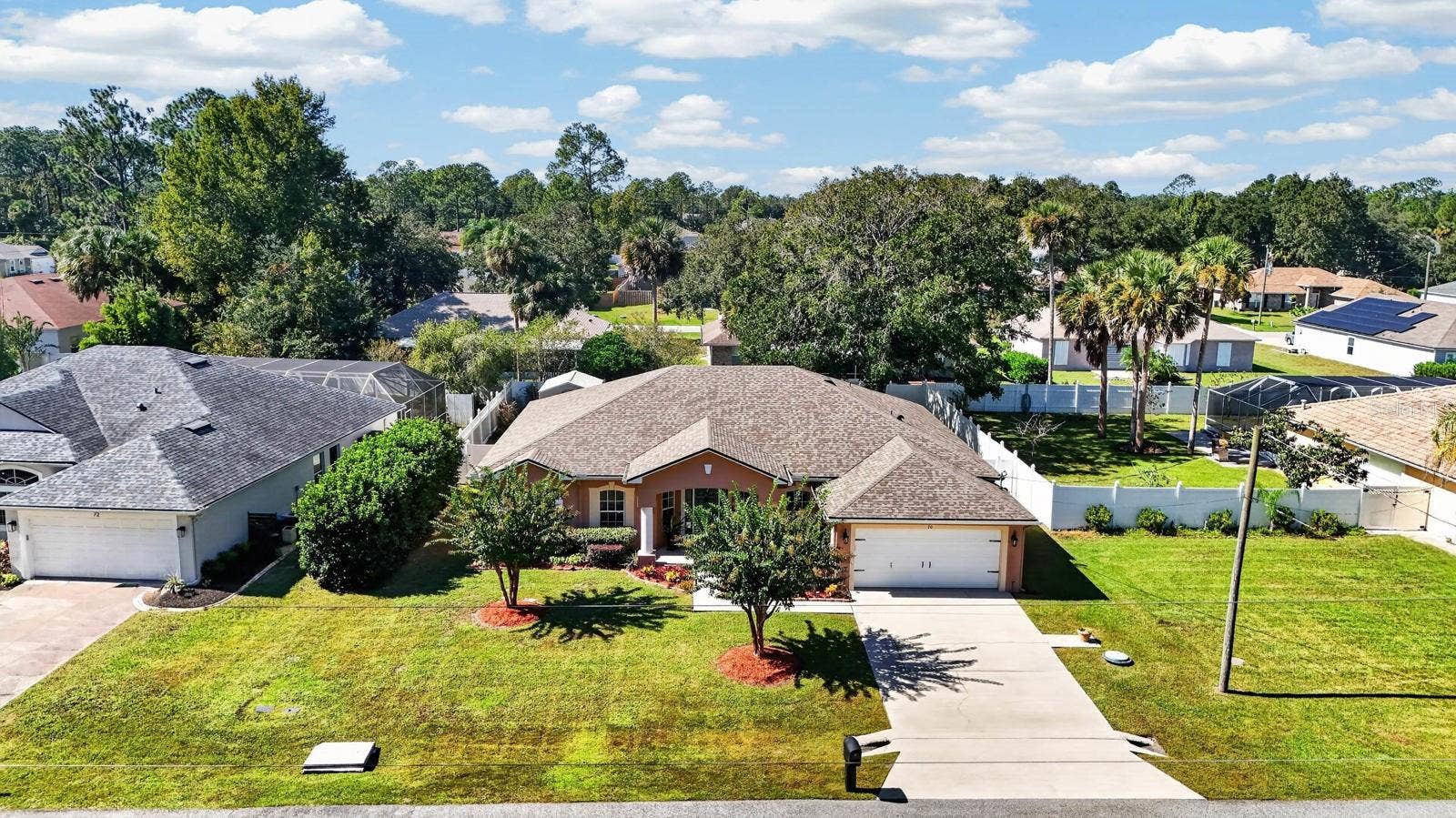 70 PICKERING DRIVE, Palm Coast, FL 32164 Welcome home!