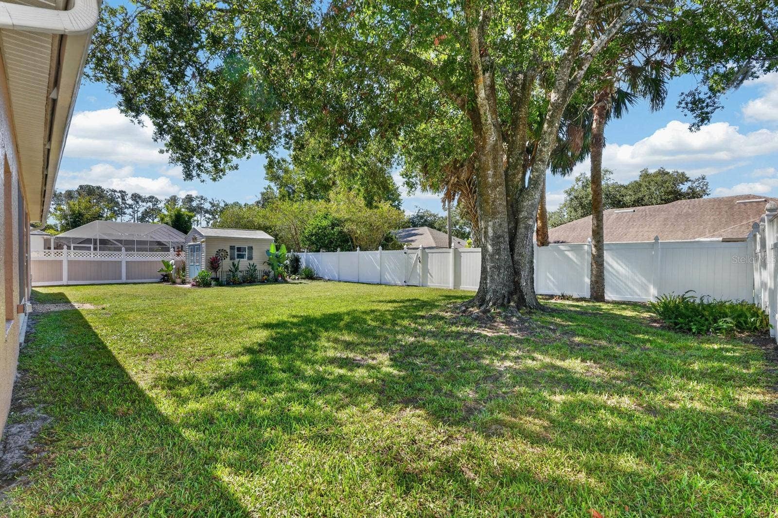 70 PICKERING DRIVE, Palm Coast, FL 32164 Large backyard with plenty of room for a pool