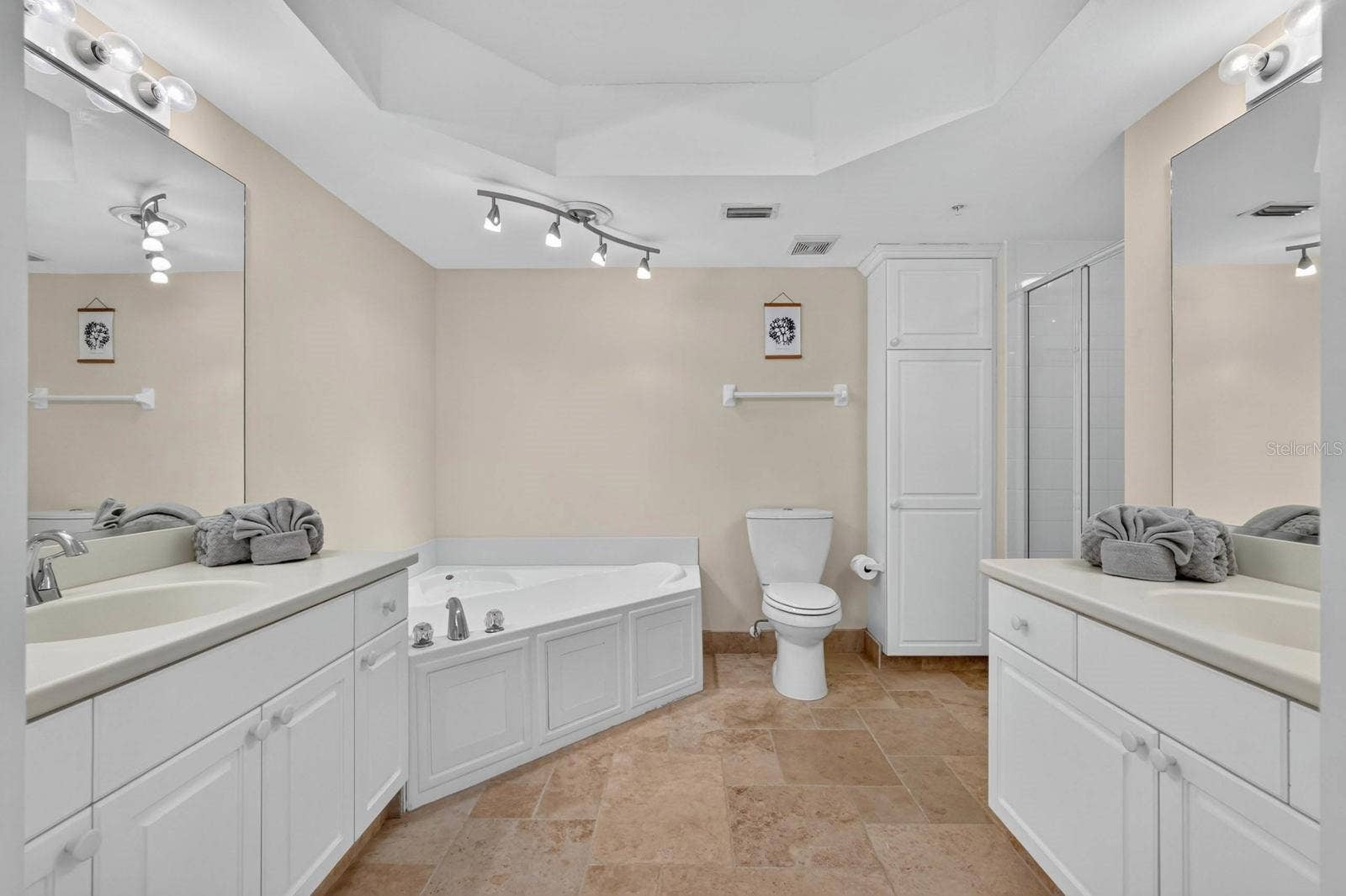 2055 S ATLANTIC AVENUE, #210, Daytona Beach Shores, FL 32118 2055 S ATLANTIC AVENUE, #210, Daytona Beach Shores, FL 32118
