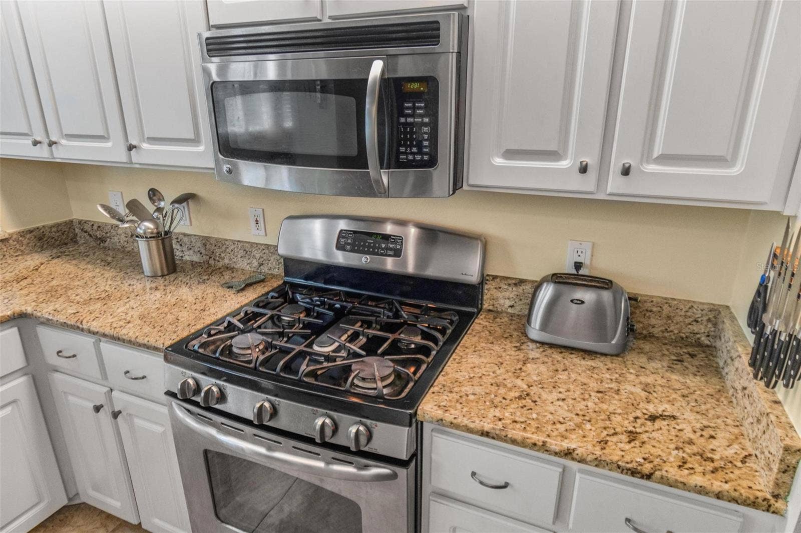 18 CONLEY COURT, Palm Coast, FL 32137