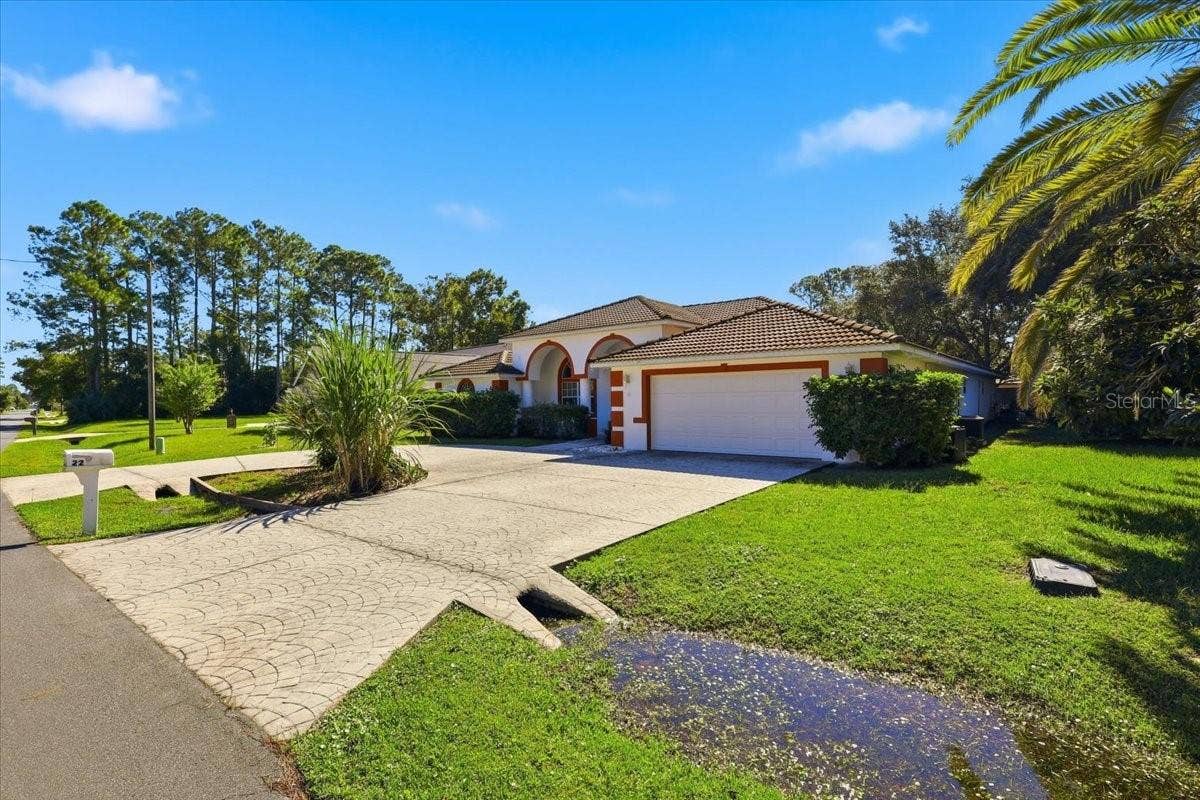 22 BASSETT LANE, Palm Coast, FL 32137 22 BASSETT LANE, Palm Coast, FL 32137