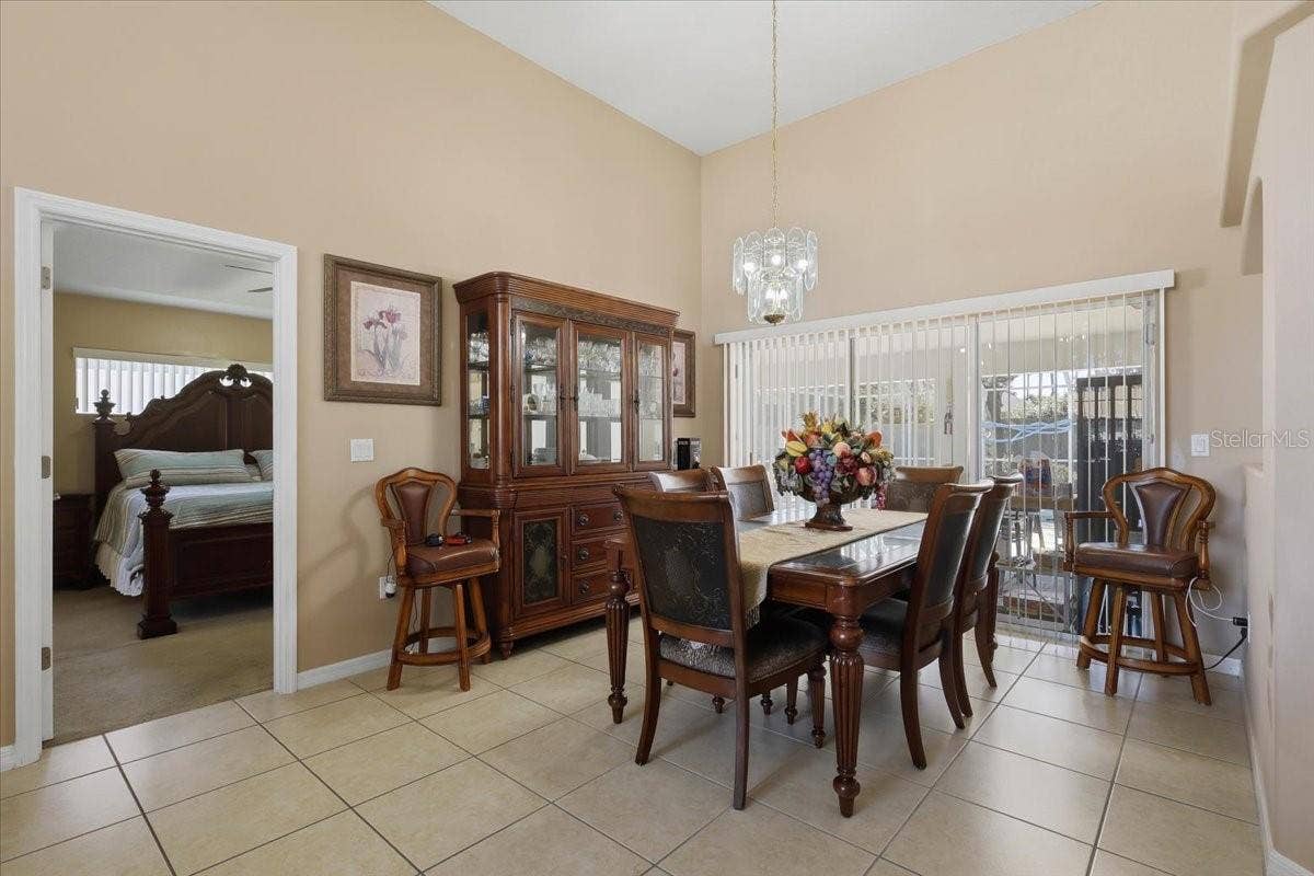 22 BASSETT LANE, Palm Coast, FL 32137 22 BASSETT LANE, Palm Coast, FL 32137