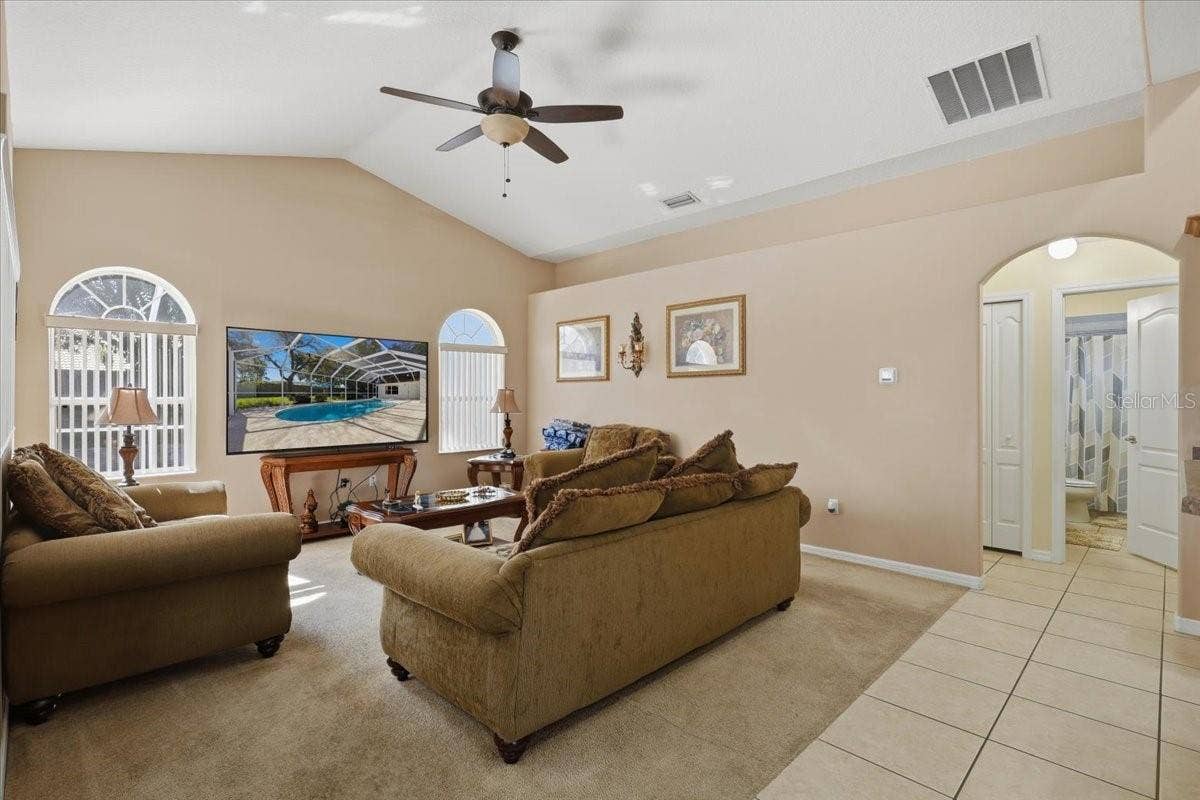 22 BASSETT LANE, Palm Coast, FL 32137 22 BASSETT LANE, Palm Coast, FL 32137