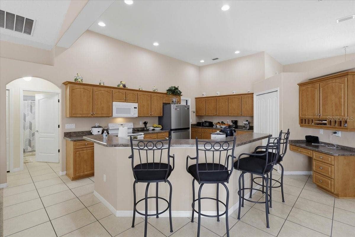 22 BASSETT LANE, Palm Coast, FL 32137 22 BASSETT LANE, Palm Coast, FL 32137