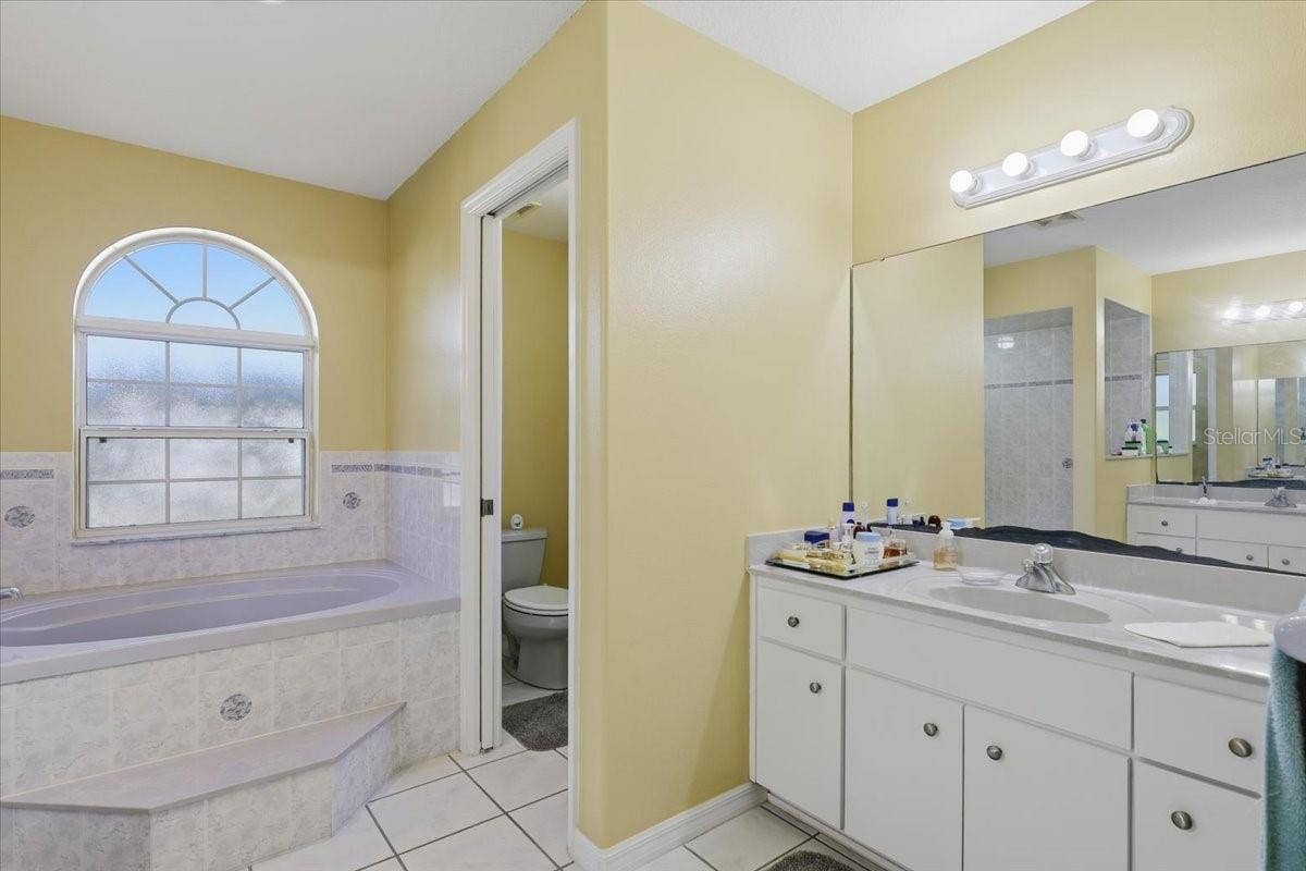 22 BASSETT LANE, Palm Coast, FL 32137 22 BASSETT LANE, Palm Coast, FL 32137