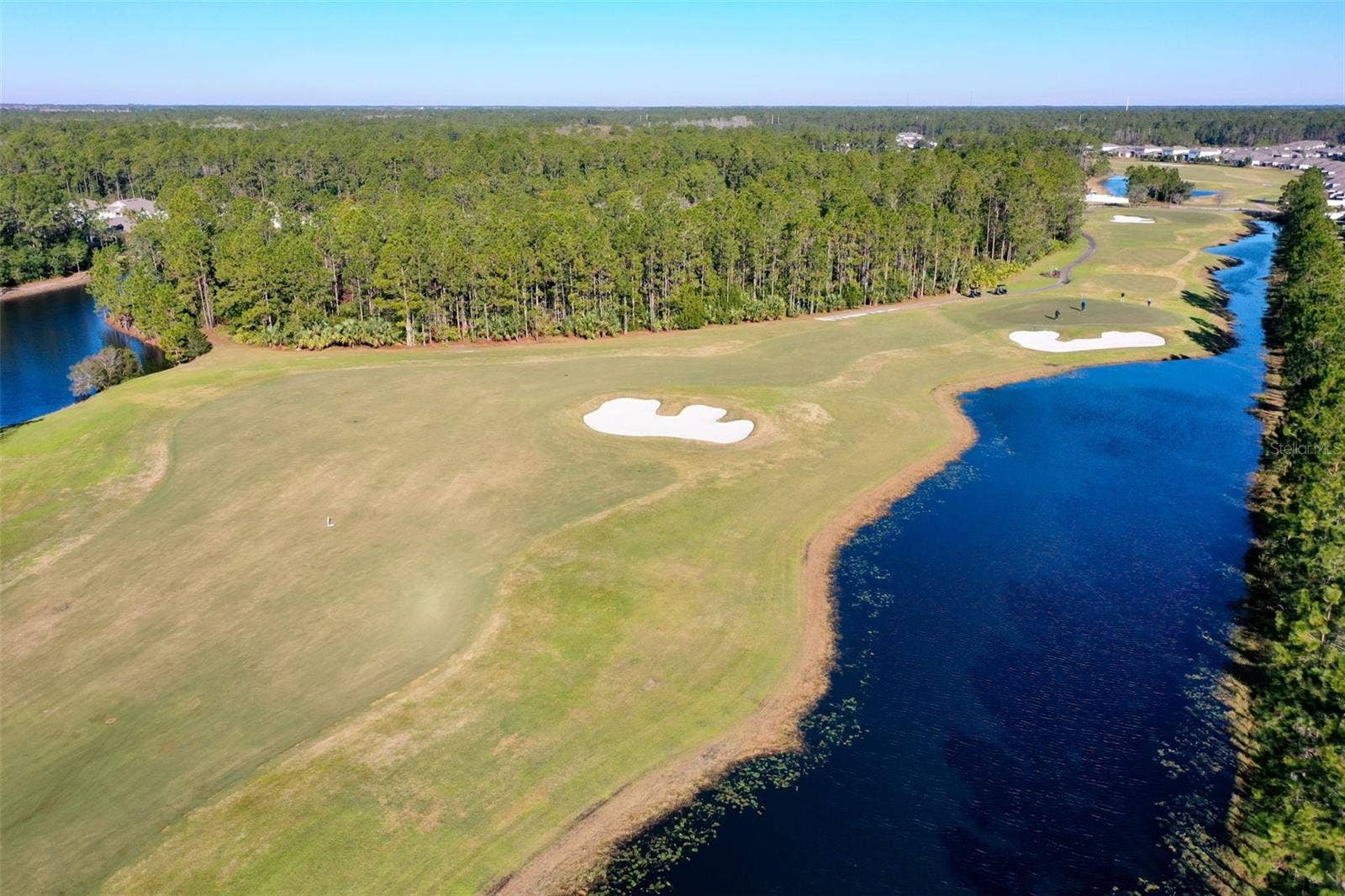 Love to golf? Grab your clubs and hit the greens at Cypress Knoll Golf Course! With a beautiful course right in the neighborhood, squeezing in a quick round or enjoying a full day on the fairways couldn't be easier!