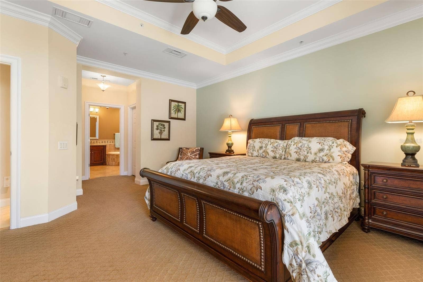 200 OCEAN CREST DRIVE, #553, Palm Coast, FL 32137 200 OCEAN CREST DRIVE, #553, Palm Coast, FL 32137