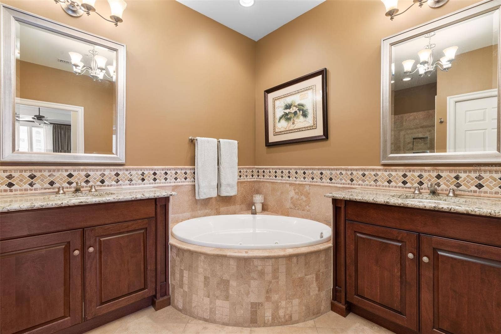 200 OCEAN CREST DRIVE, #553, Palm Coast, FL 32137 200 OCEAN CREST DRIVE, #553, Palm Coast, FL 32137
