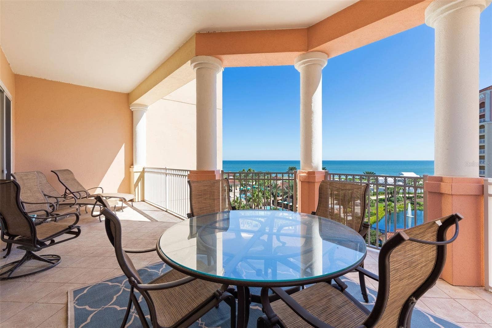 200 OCEAN CREST DRIVE, #553, Palm Coast, FL 32137 200 OCEAN CREST DRIVE, #553, Palm Coast, FL 32137