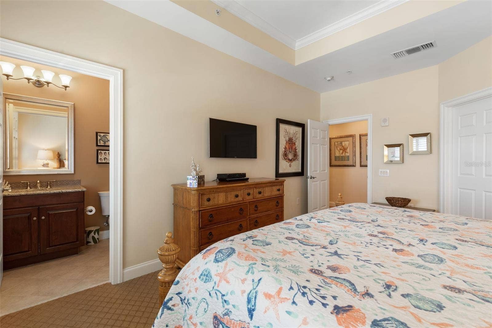 200 OCEAN CREST DRIVE, #553, Palm Coast, FL 32137 200 OCEAN CREST DRIVE, #553, Palm Coast, FL 32137