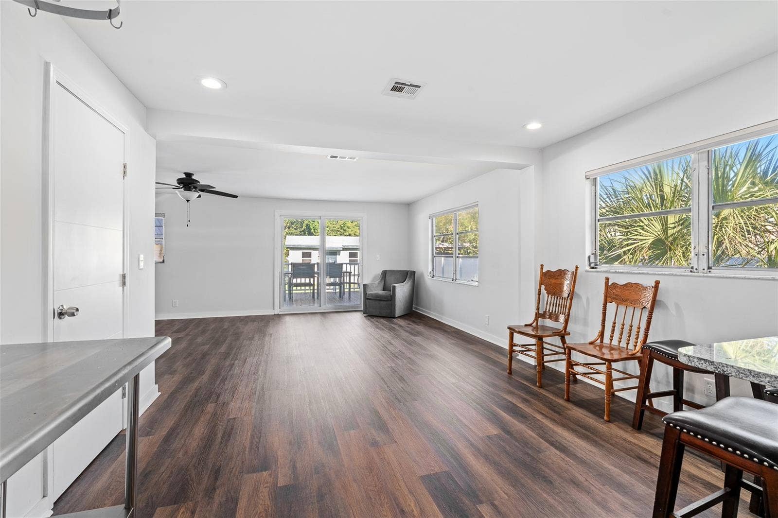 231 N RIDGEWOOD AVENUE, Ormond Beach, FL 32174 231 N RIDGEWOOD AVENUE, Ormond Beach, FL 32174