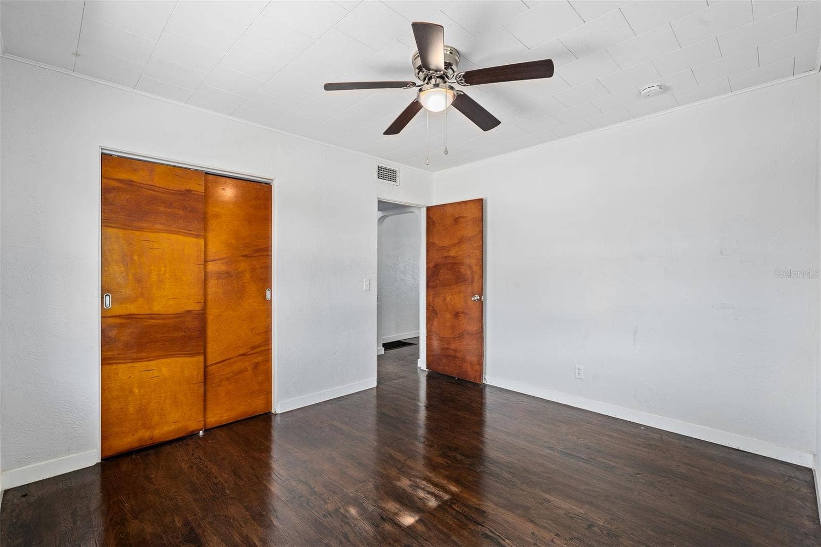 231 N RIDGEWOOD AVENUE, Ormond Beach, FL 32174 231 N RIDGEWOOD AVENUE, Ormond Beach, FL 32174