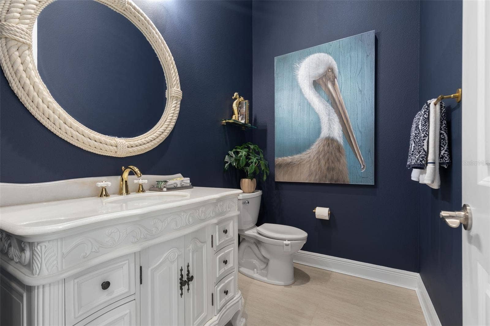 94 DEL PALMA DRIVE, Palm Coast, FL 32137 Guest Powder Room