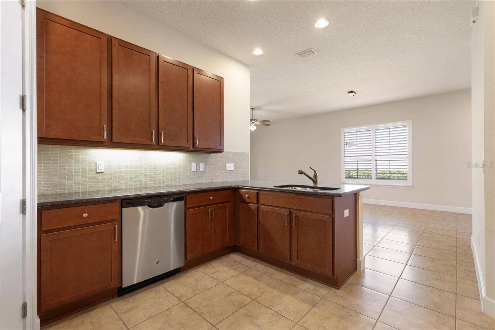761 ALDENHAM LANE, Ormond Beach, FL 32174 761 ALDENHAM LANE, Ormond Beach, FL 32174