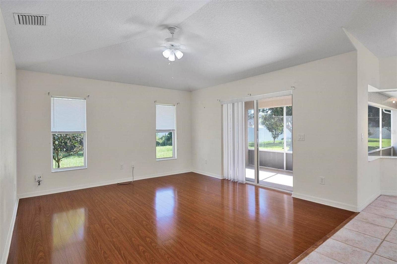 136 BOULDER ROCK DRIVE, Palm Coast, FL 32137 136 BOULDER ROCK DRIVE, Palm Coast, FL 32137