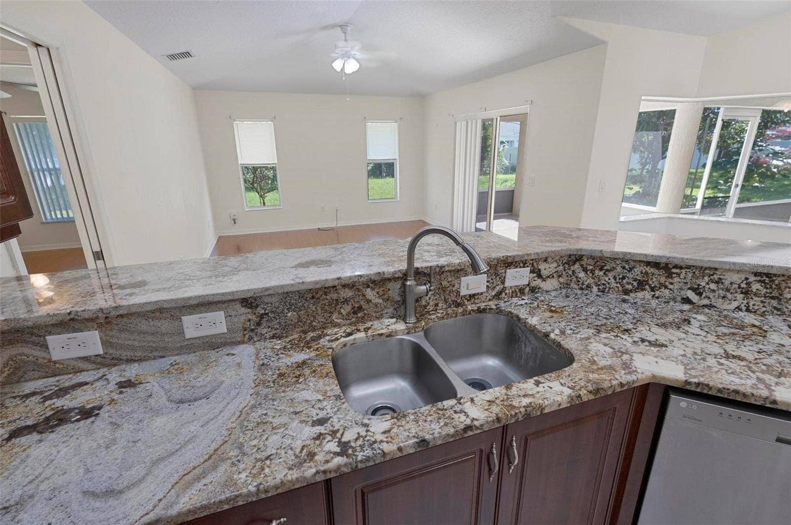 136 BOULDER ROCK DRIVE, Palm Coast, FL 32137 136 BOULDER ROCK DRIVE, Palm Coast, FL 32137