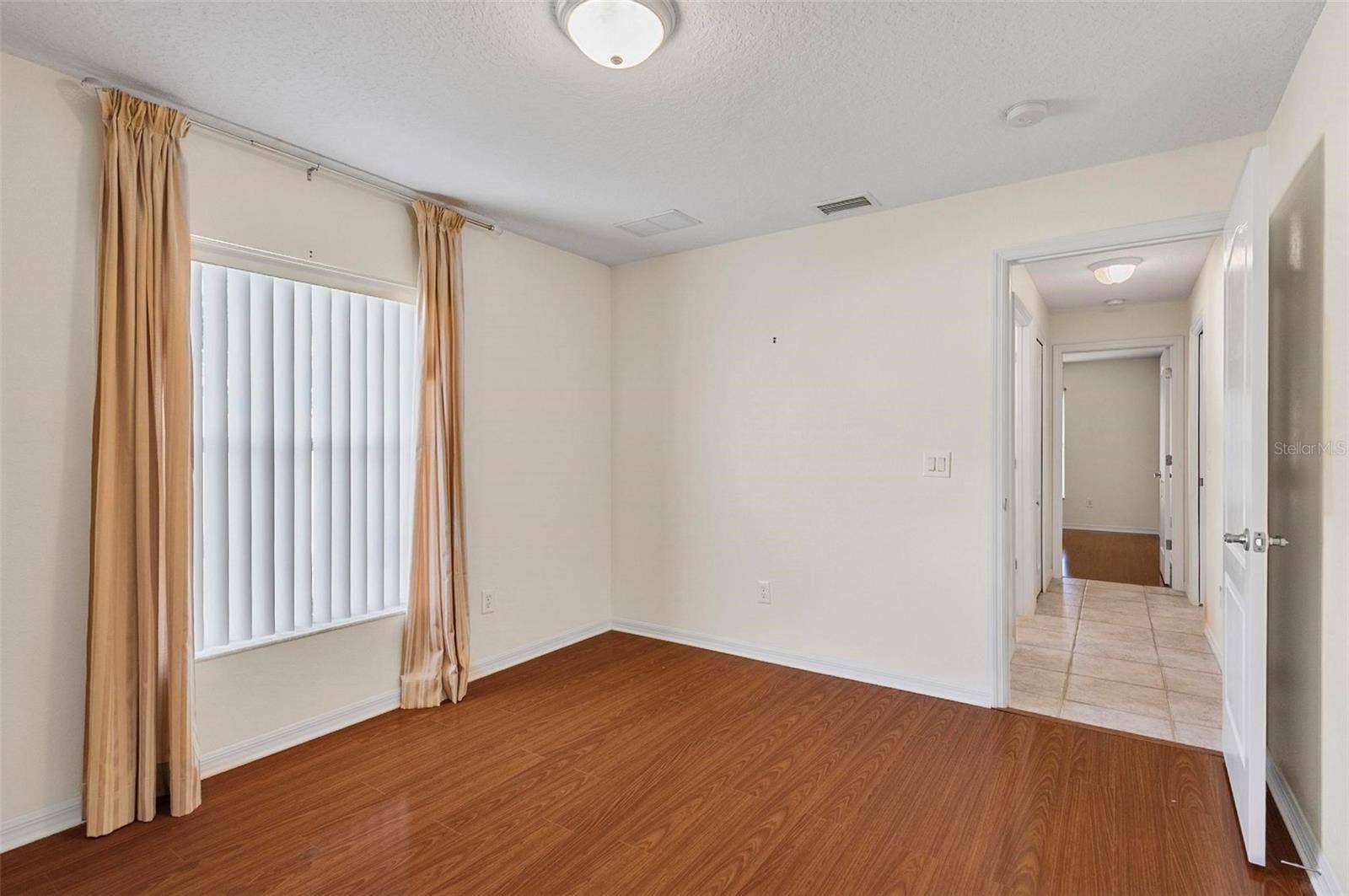 136 BOULDER ROCK DRIVE, Palm Coast, FL 32137 136 BOULDER ROCK DRIVE, Palm Coast, FL 32137