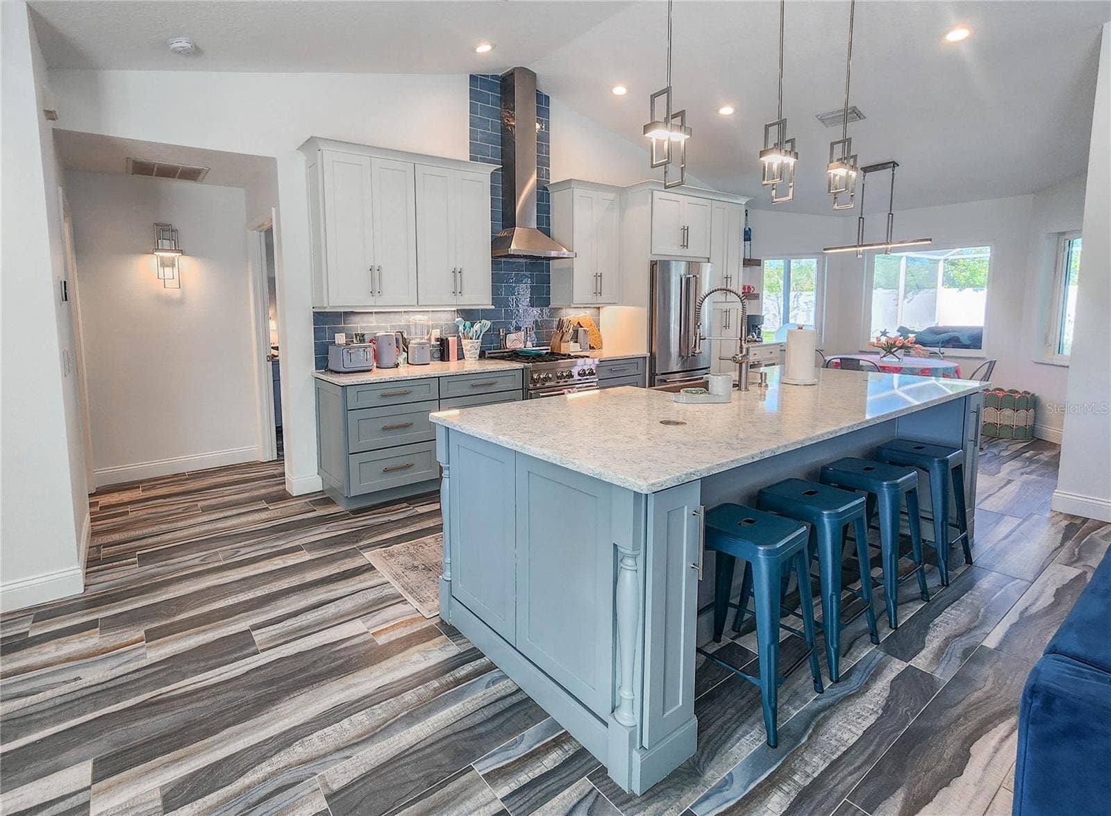 118 FERNDALE LANE, Palm Coast, FL 32137 Kitchen built for chefs and entertaining