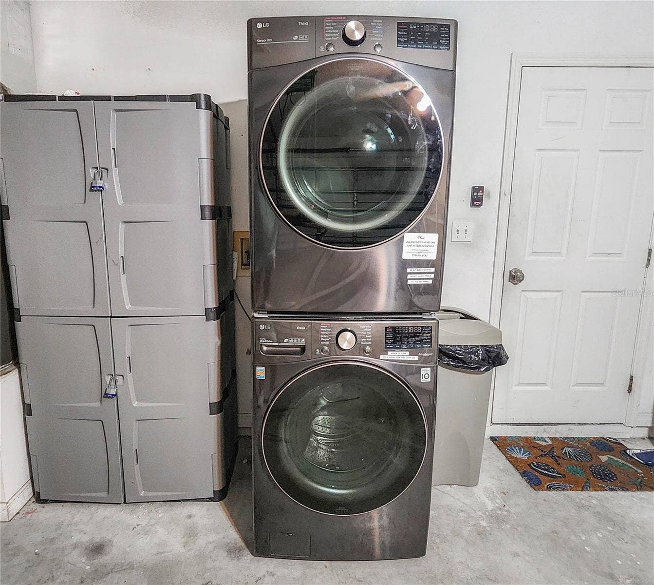 118 FERNDALE LANE, Palm Coast, FL 32137 LG Washer and Dryer