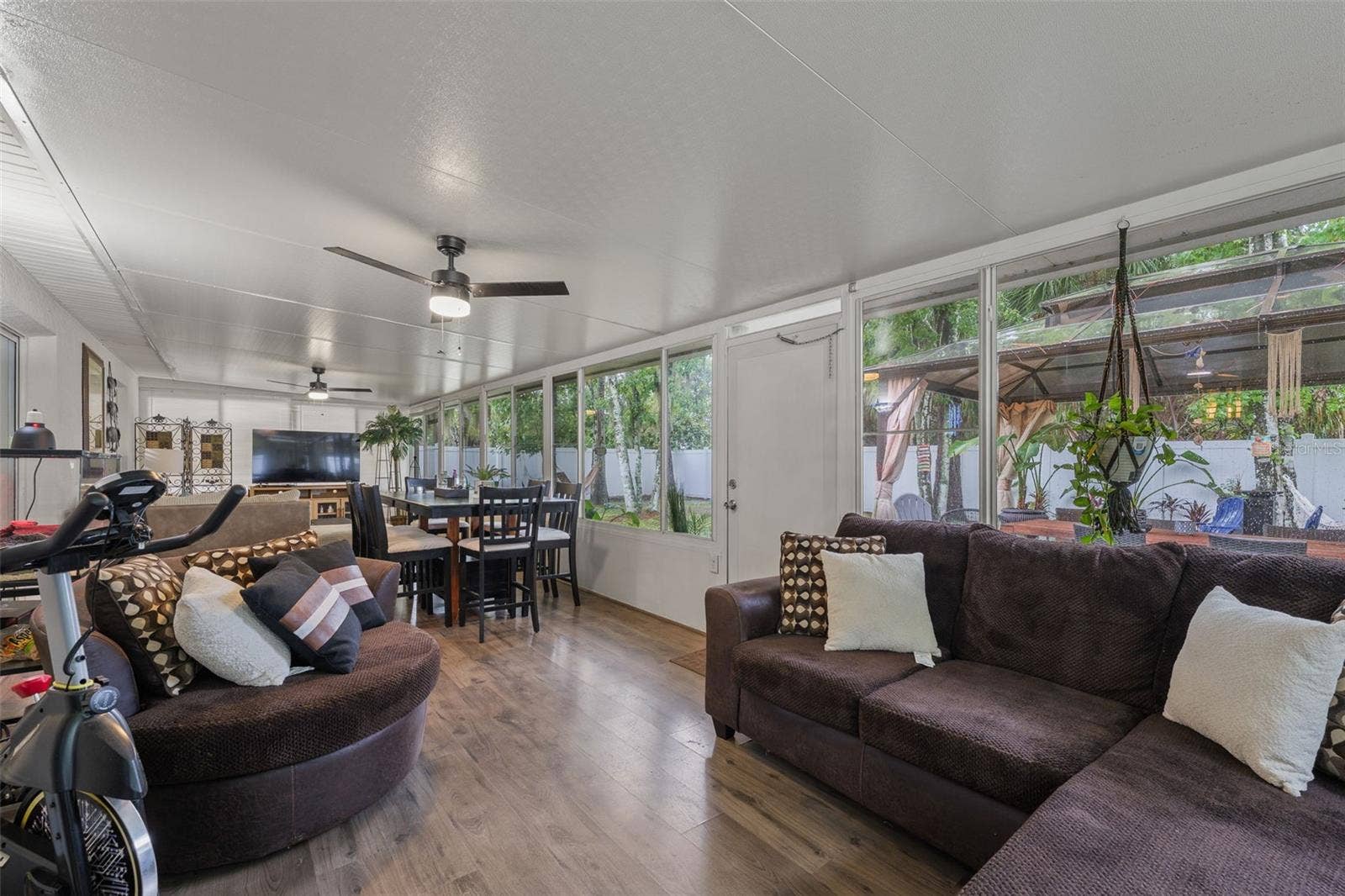 37 POSTMAN LANE, Palm Coast, FL 32164 37 POSTMAN LANE, Palm Coast, FL 32164