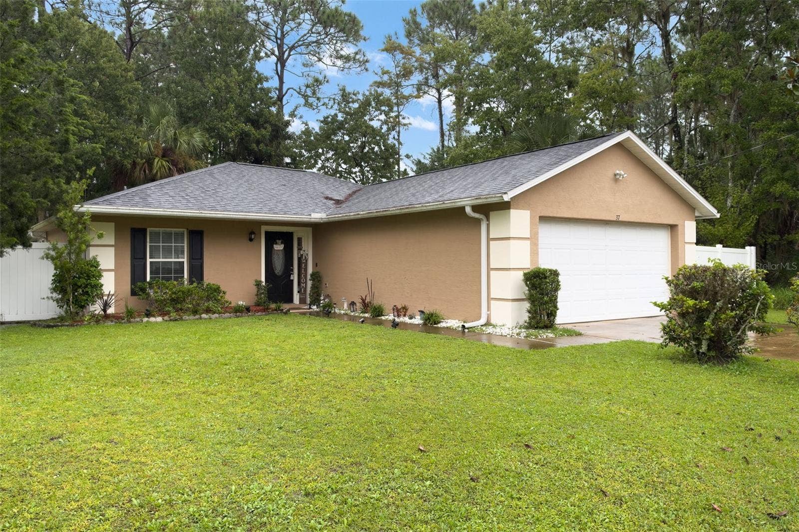37 POSTMAN LANE, Palm Coast, FL 32164 37 POSTMAN LANE, Palm Coast, FL 32164