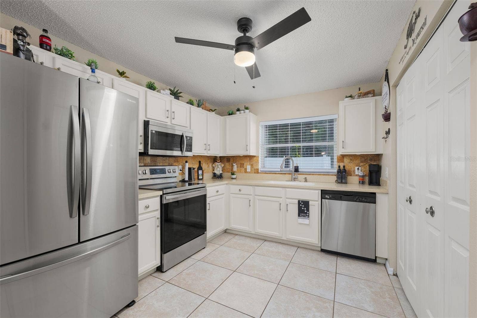 37 POSTMAN LANE, Palm Coast, FL 32164 37 POSTMAN LANE, Palm Coast, FL 32164