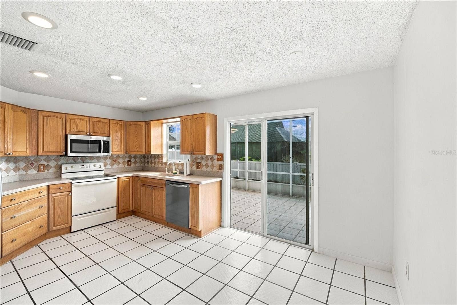 3 AVALON TERRACE, Palm Coast, FL 32137 3 AVALON TERRACE, Palm Coast, FL 32137