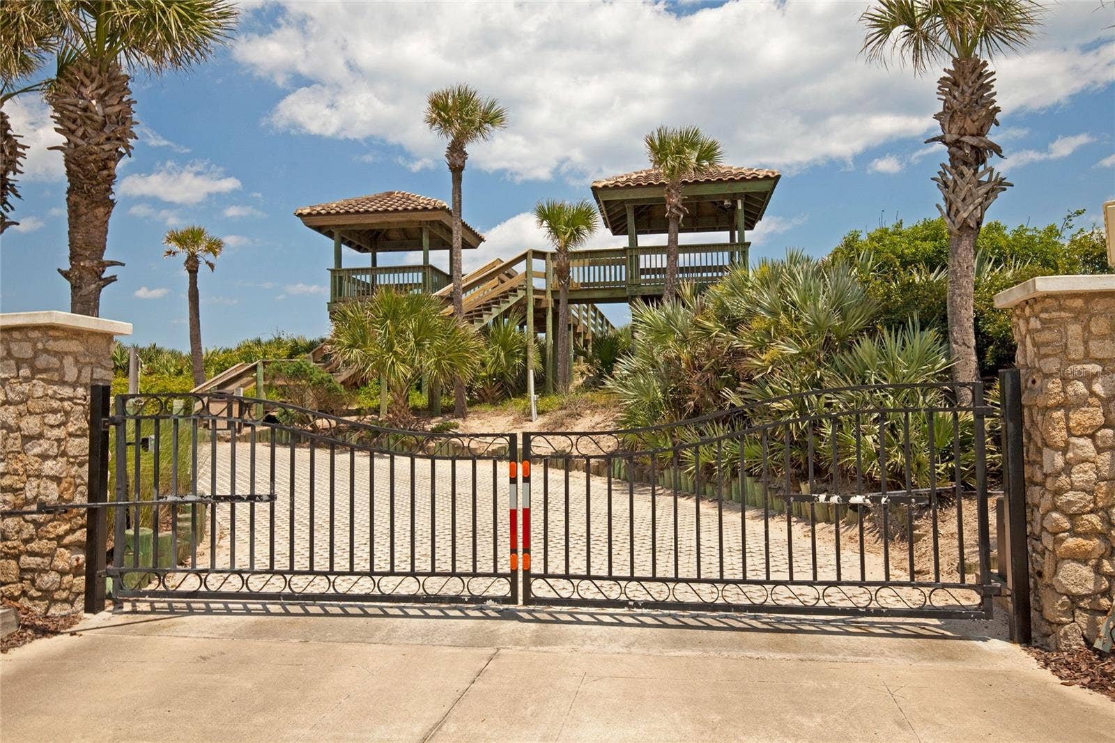 20 SAN MARCO COURT, Palm Coast, FL 32137 20 SAN MARCO COURT, Palm Coast, FL 32137