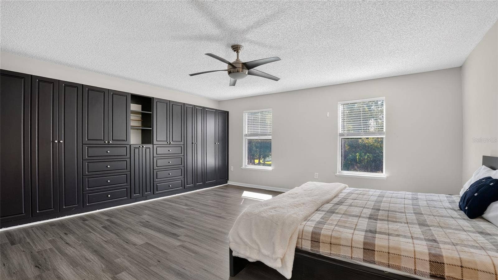 70 BARRINGTON DRIVE, Palm Coast, FL 32137 70 BARRINGTON DRIVE, Palm Coast, FL 32137