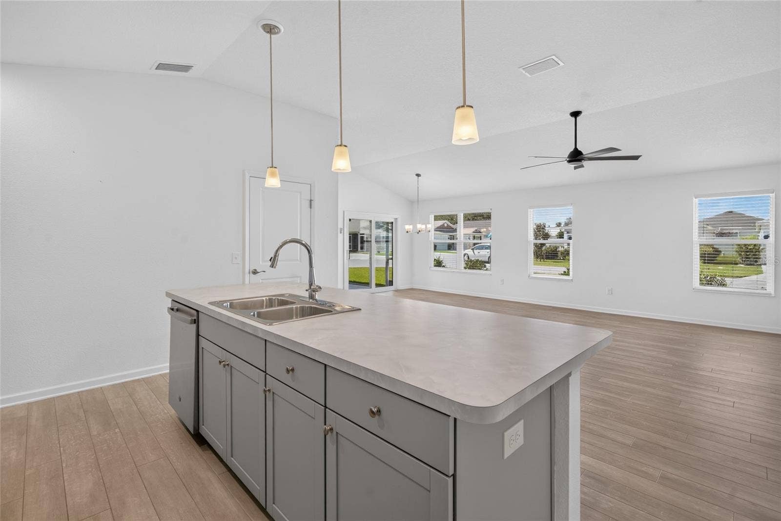 721 JOSEPH WAY, The Villages, FL 34762 721 JOSEPH WAY, The Villages, FL 34762