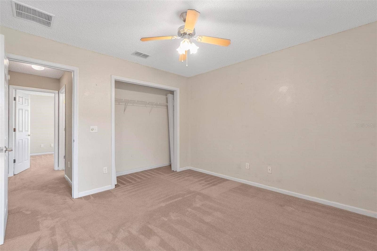 16 BEAUFORD LANE, Palm Coast, FL 32137 16 BEAUFORD LANE, Palm Coast, FL 32137