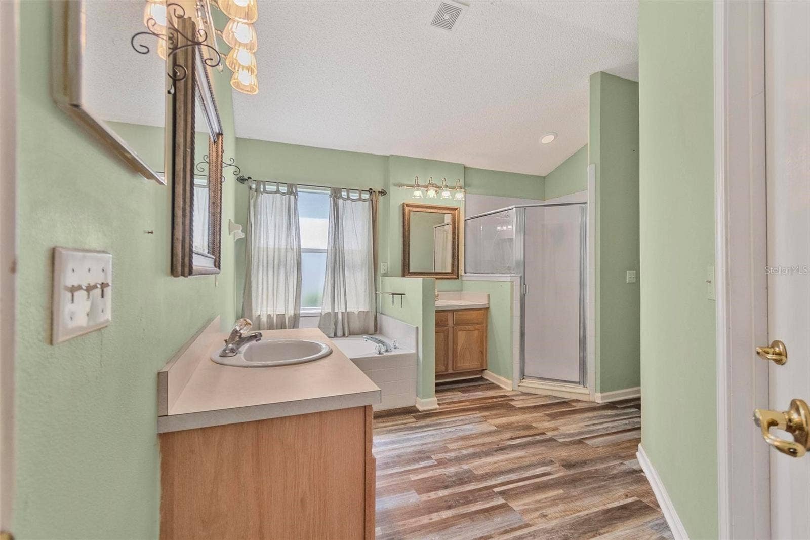16 BEAUFORD LANE, Palm Coast, FL 32137 16 BEAUFORD LANE, Palm Coast, FL 32137