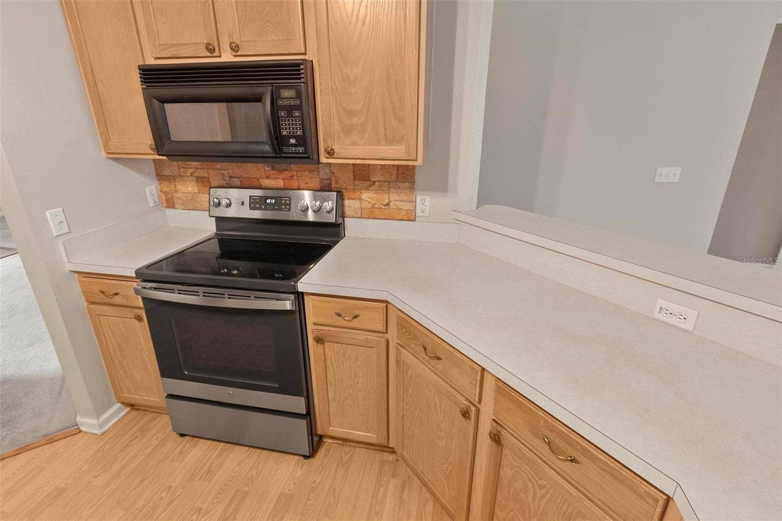 16 BEAUFORD LANE, Palm Coast, FL 32137 16 BEAUFORD LANE, Palm Coast, FL 32137