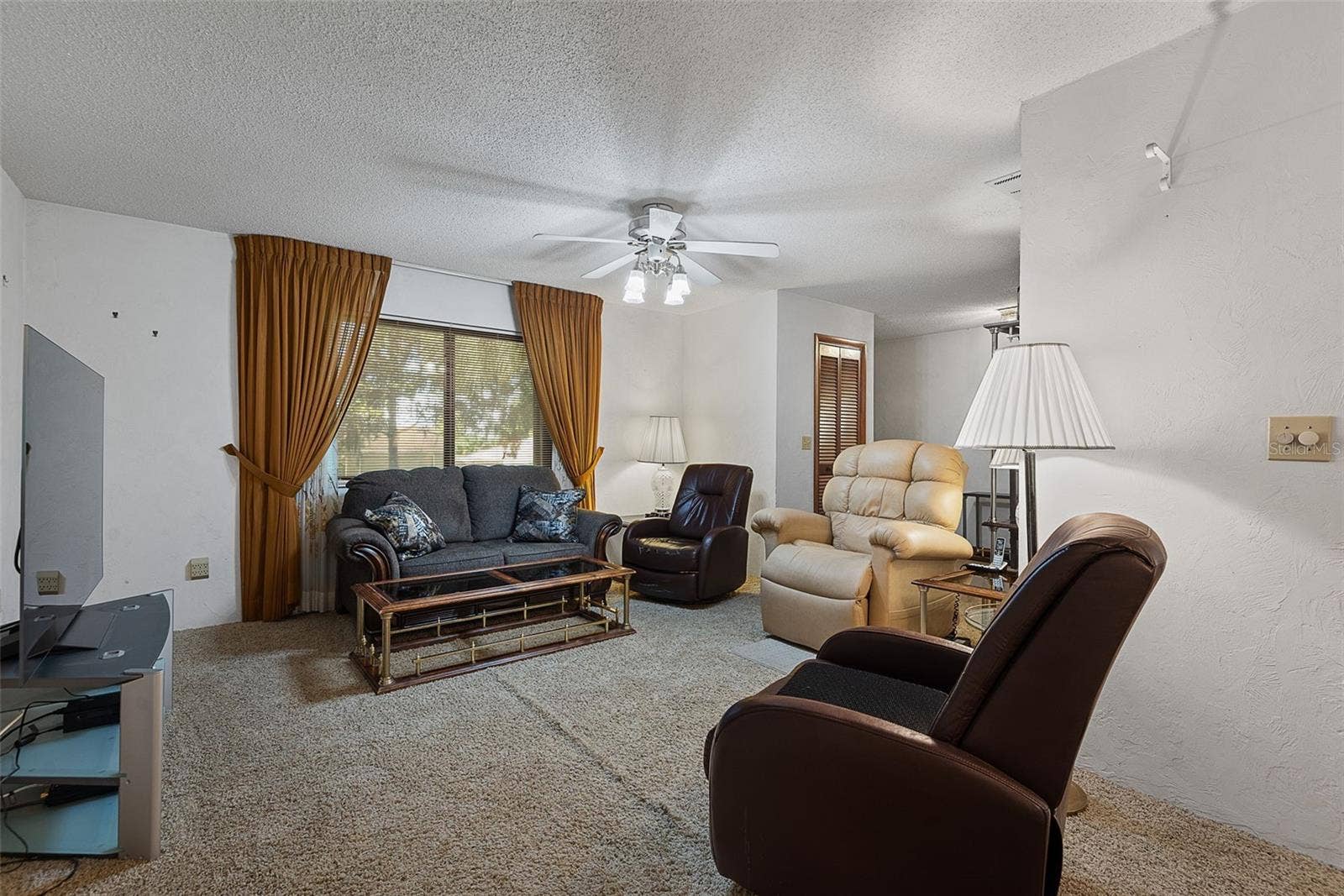75 TIMBERLAKE LANE, Ormond Beach, FL 32174 75 TIMBERLAKE LANE, Ormond Beach, FL 32174
