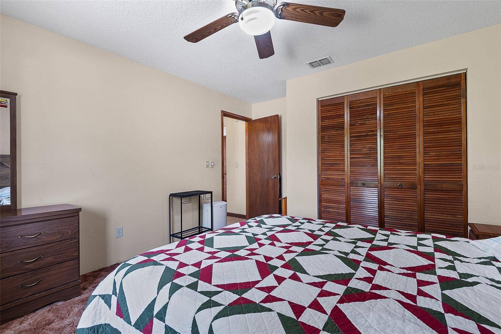 75 TIMBERLAKE LANE, Ormond Beach, FL 32174 75 TIMBERLAKE LANE, Ormond Beach, FL 32174