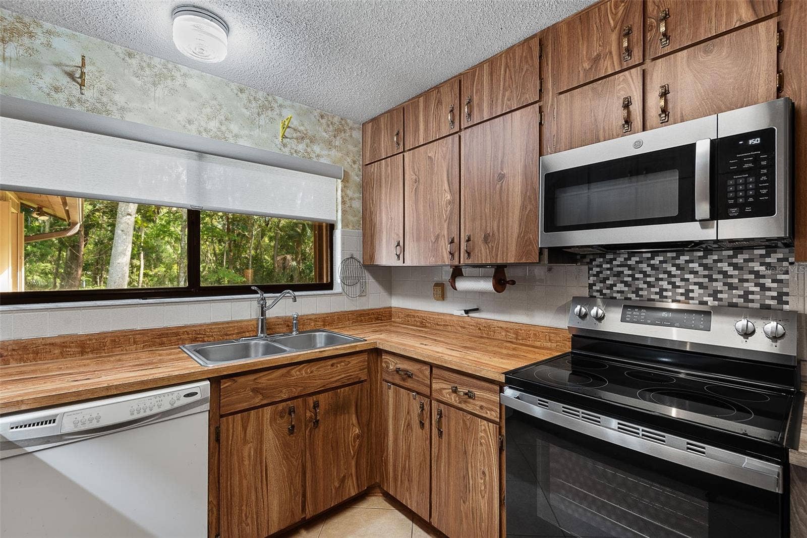 75 TIMBERLAKE LANE, Ormond Beach, FL 32174 75 TIMBERLAKE LANE, Ormond Beach, FL 32174