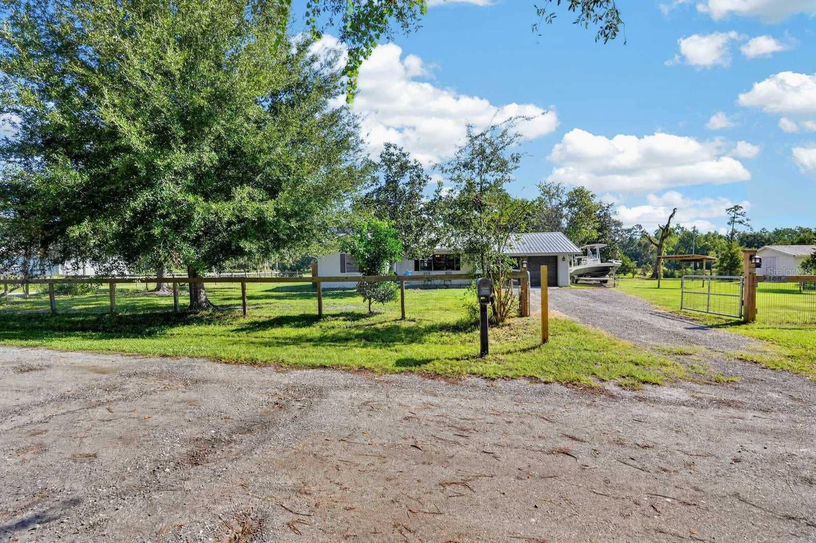 100 OLD SPANISH BLUFF ROAD, East Palatka, FL 32131