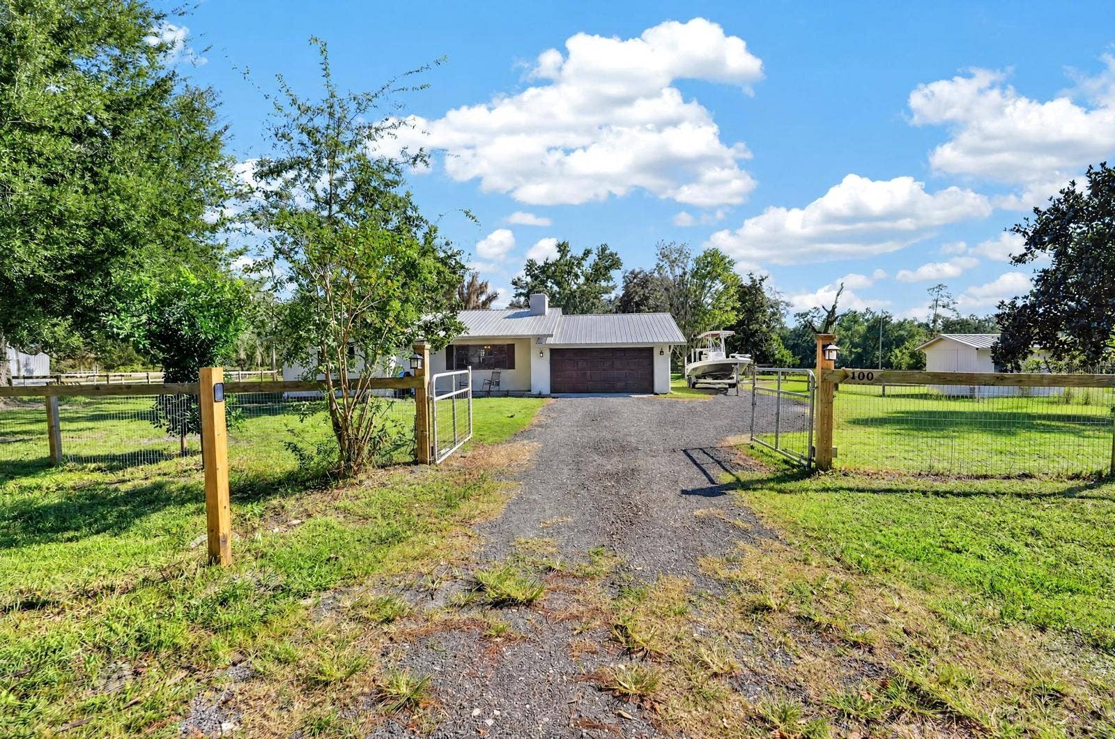 100 OLD SPANISH BLUFF ROAD, East Palatka, FL 32131