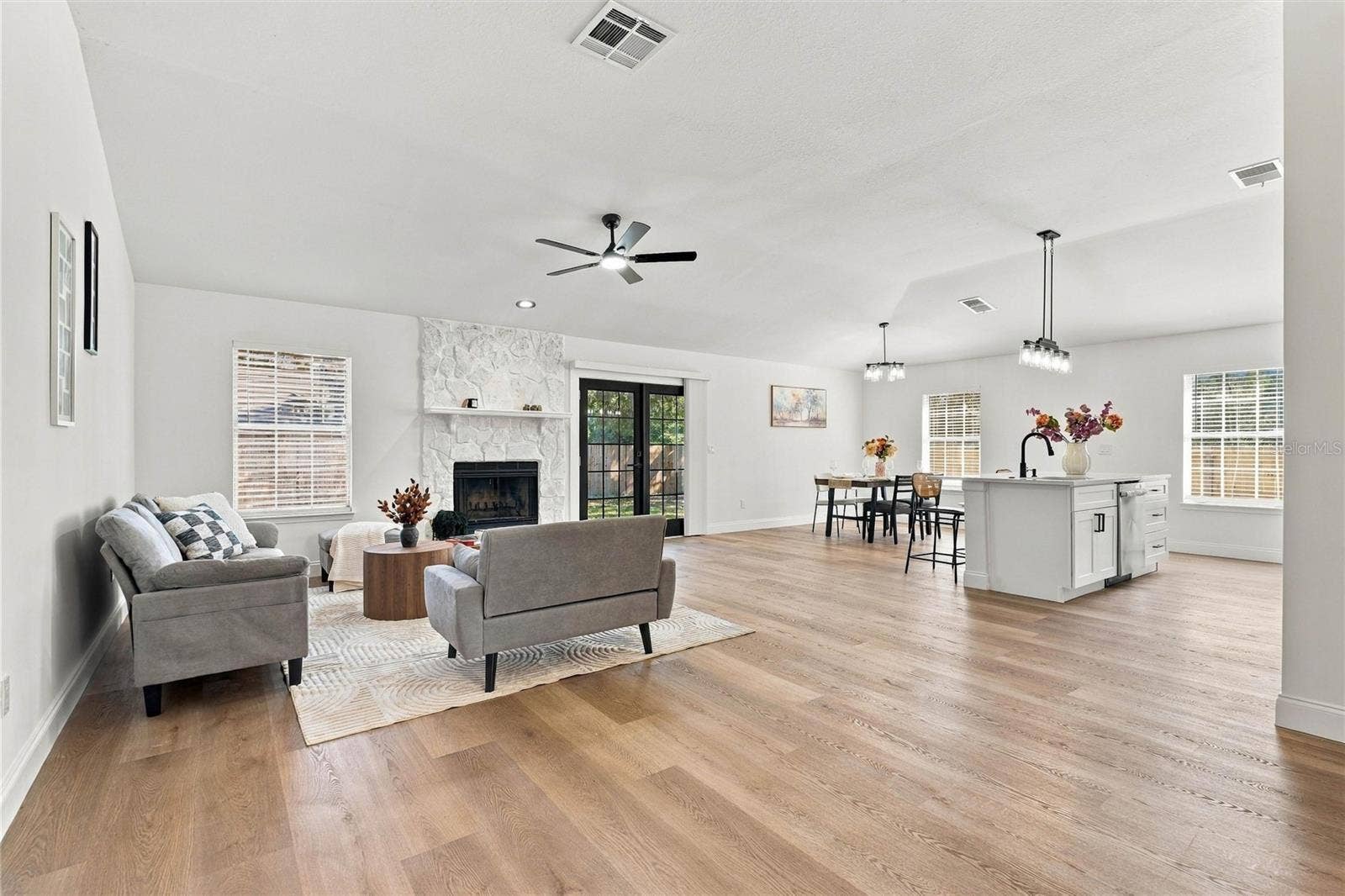 84016 SAINT PAUL BOULEVARD, Yulee, FL 32097 84016 SAINT PAUL BOULEVARD, Yulee, FL 32097
