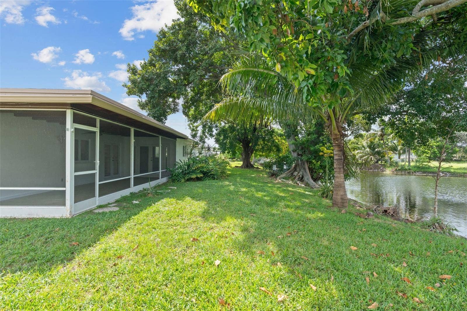 1045 NW 69TH AVENUE, Margate, FL 33063 1045 NW 69TH AVENUE, Margate, FL 33063