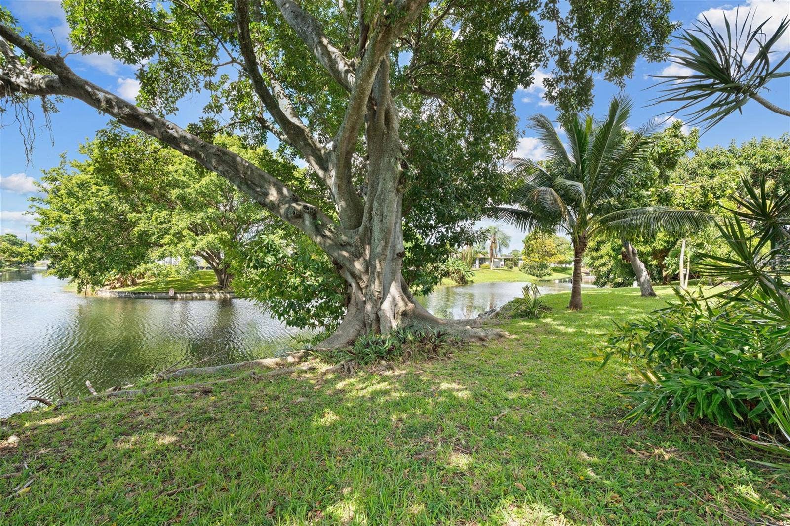 1045 NW 69TH AVENUE, Margate, FL 33063 1045 NW 69TH AVENUE, Margate, FL 33063