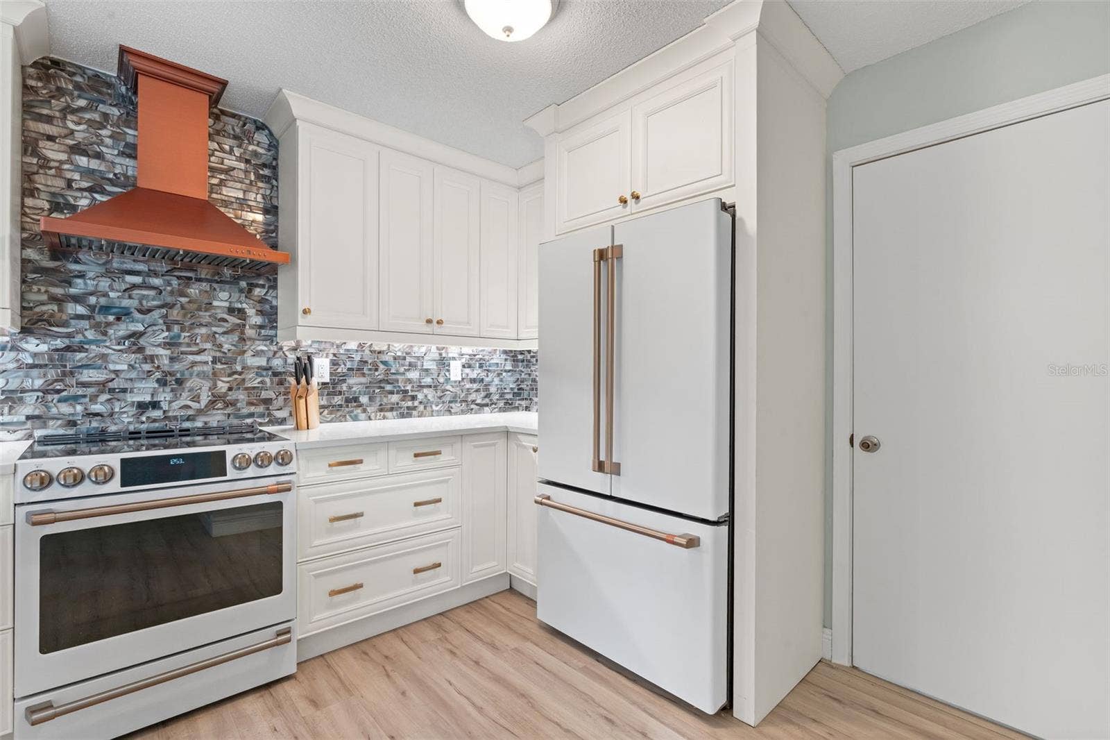 1045 NW 69TH AVENUE, Margate, FL 33063 1045 NW 69TH AVENUE, Margate, FL 33063