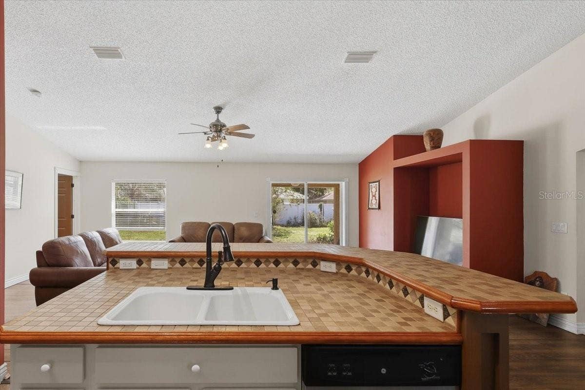 92 ROBINSON DRIVE, Palm Coast, FL 32164