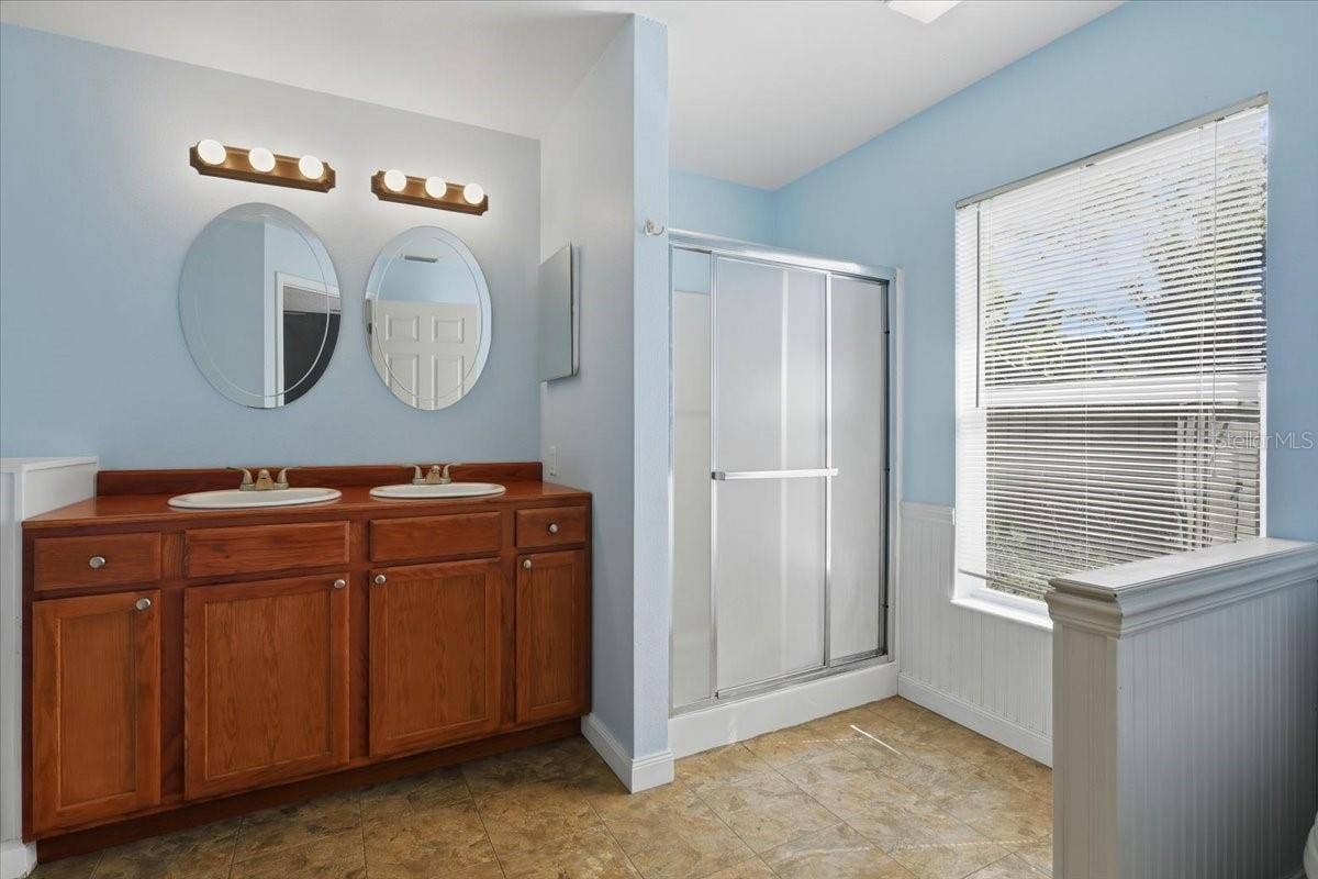 92 ROBINSON DRIVE, Palm Coast, FL 32164