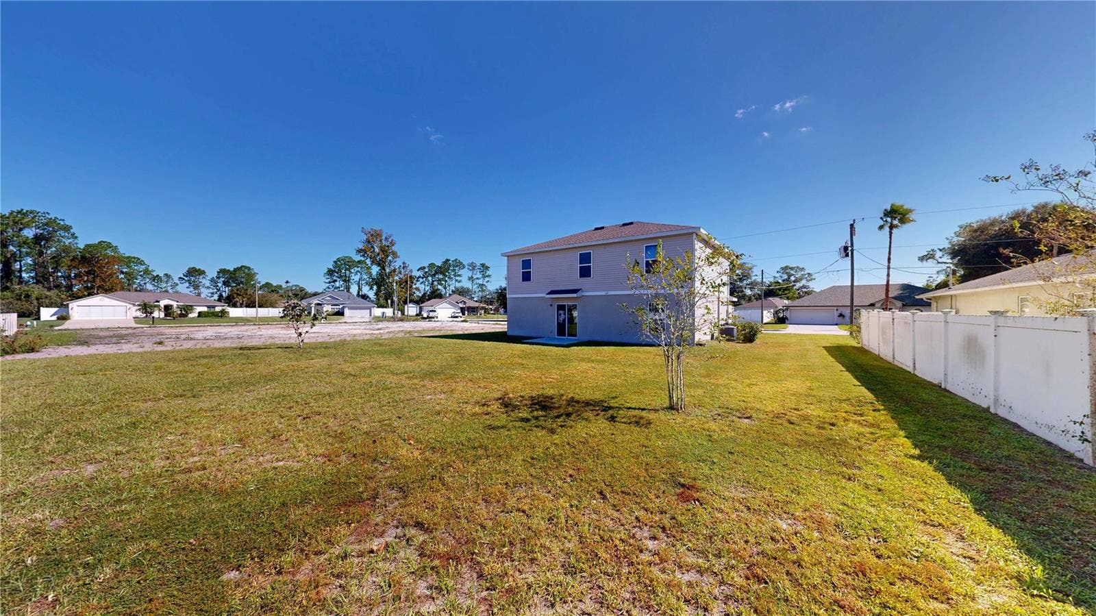 4 ROUND TREE DRIVE, Palm Coast, FL 32164