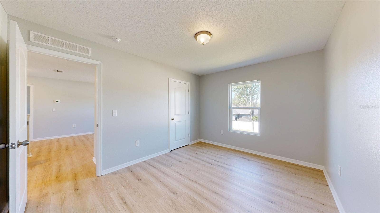 4 ROUND TREE DRIVE, Palm Coast, FL 32164